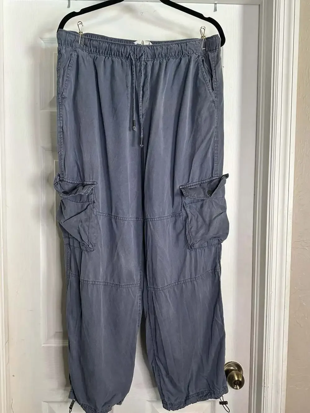 C&C California Men's 100% Lyocell Slate Blue Cargo Parachute Pants XL